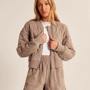 Abercrombie Quilted Jacket + Shorts Set – Taupe Beige, Size L (Bundle)